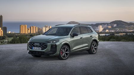 Audi zabilo páčky pod volantem! Nová Q3 šokuje kontroverzním designem a nečekanou změnou ovládání