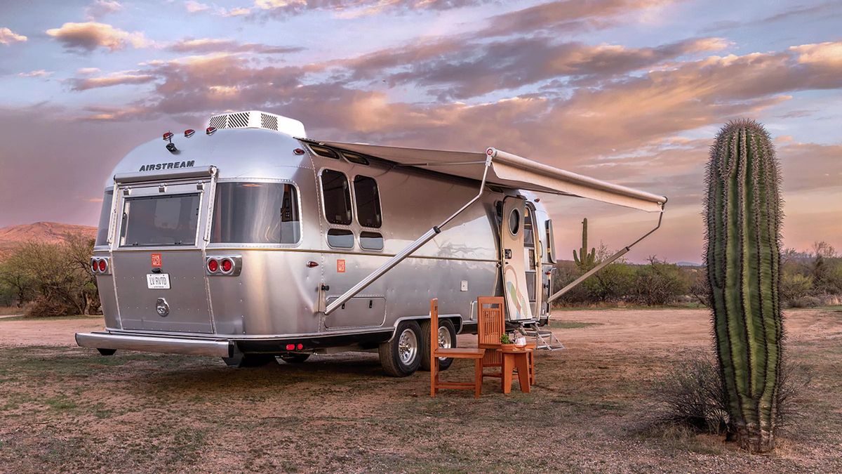 Tohle je karavan snů: Výhledy na scenerie přímo z postele a design jak od světového architekta