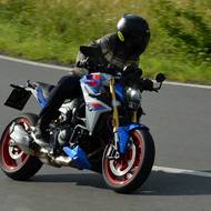 BMW F 900 R.