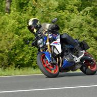 BMW F 900 R.