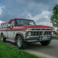 Ford F-250 Ranger XLT Camper Special.