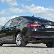 Škoda Superb III 2.0 TSI 4 × 4.