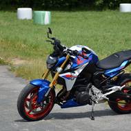 BMW F 900 R.