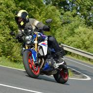 BMW F 900 R.