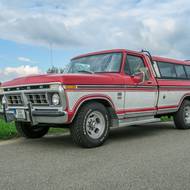Ford F-250 Ranger XLT Camper Special.