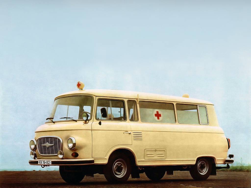Barkas B1000 KK – jedna z variant sanitky.