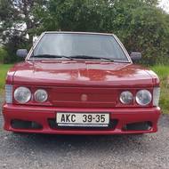 Tatra 613-4 Mi s raritním motorem 4,36 litru.