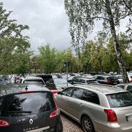 Parkoviště Aquaparku Fala.