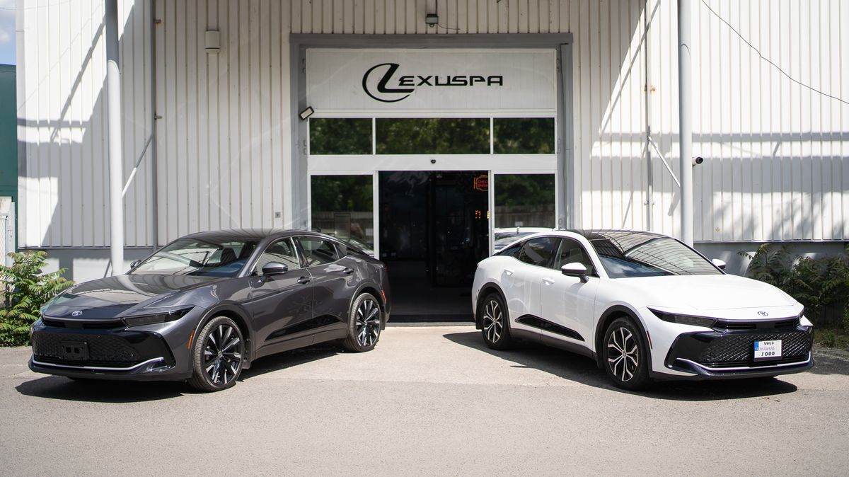 Luxusní a velký sedan od Toyoty, který v Česku skoro nikdo nezná, ale dá se u nás koupit. A za překvapivě slušnou cenu