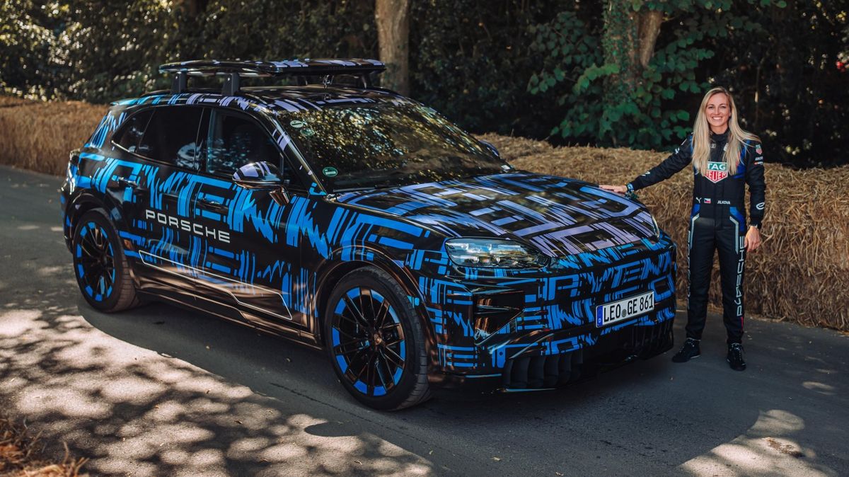 Česká závodnice prohnala v Goodwoodu zbrusu nové porsche. Na kontě mají i světový rekord