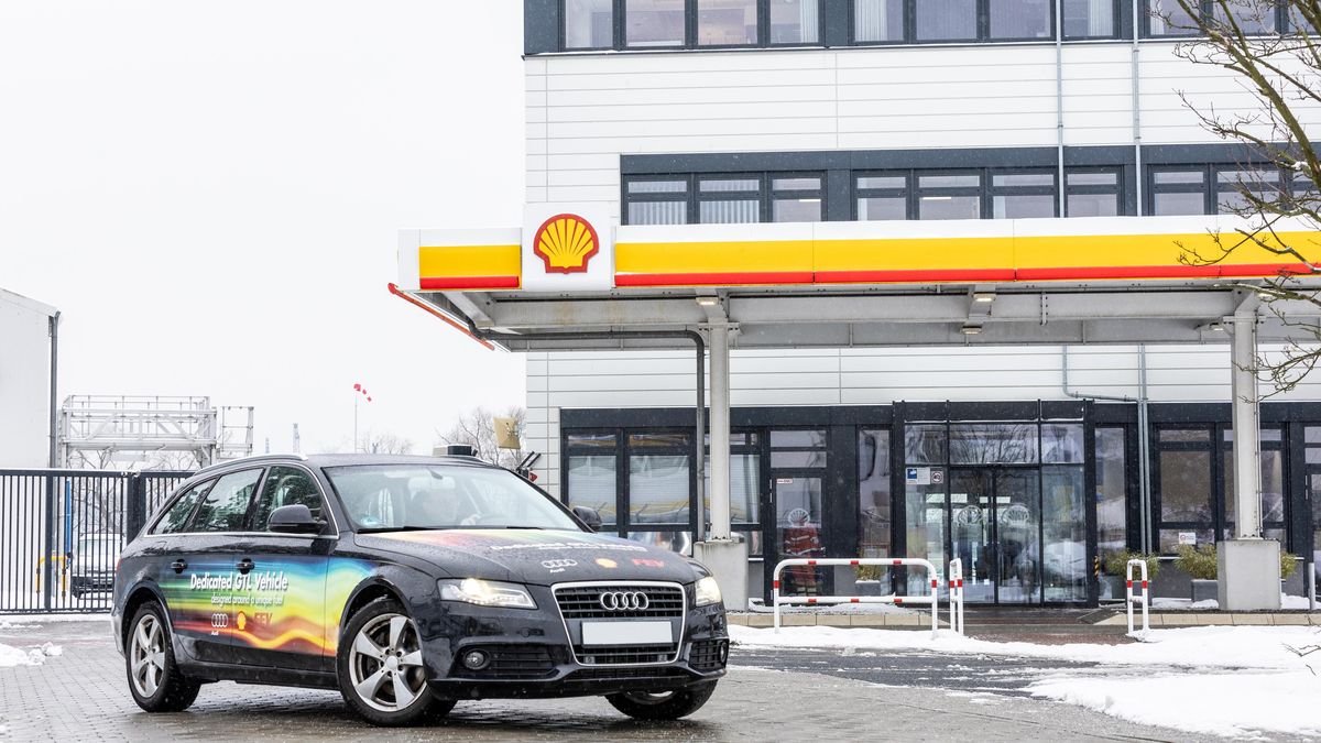 Tam, kde se kouzlí s palivy: Byli jsme na návštěvě v laboratořích Shell