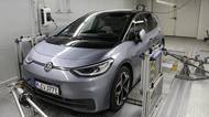 Krutá pravda o životnosti baterií elektromobilů: Výsledek tvrdého testu ADAC odpůrce zklame