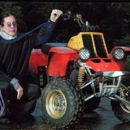 Ozzy Osbourne po nehodě se čtyřkolkou Yamaha Banshee