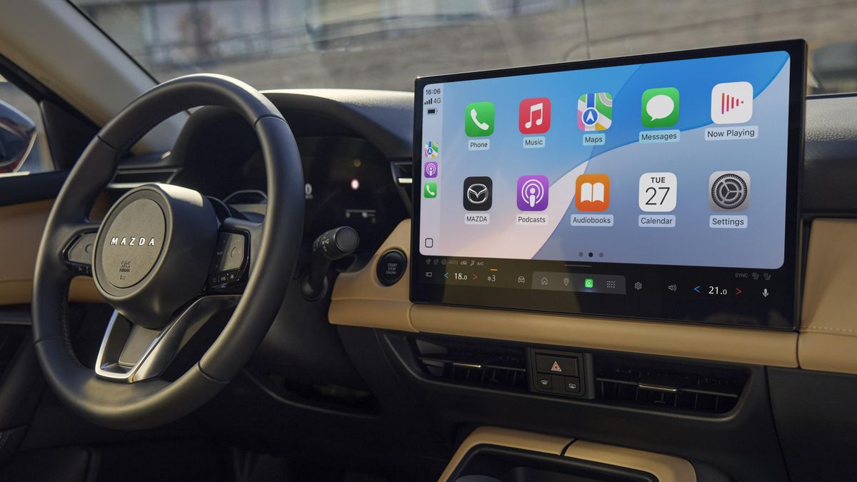 Mazda vysvětluje kontroverzní krok v nových interiérech. Před lety přitom něco podobného odsuzovala