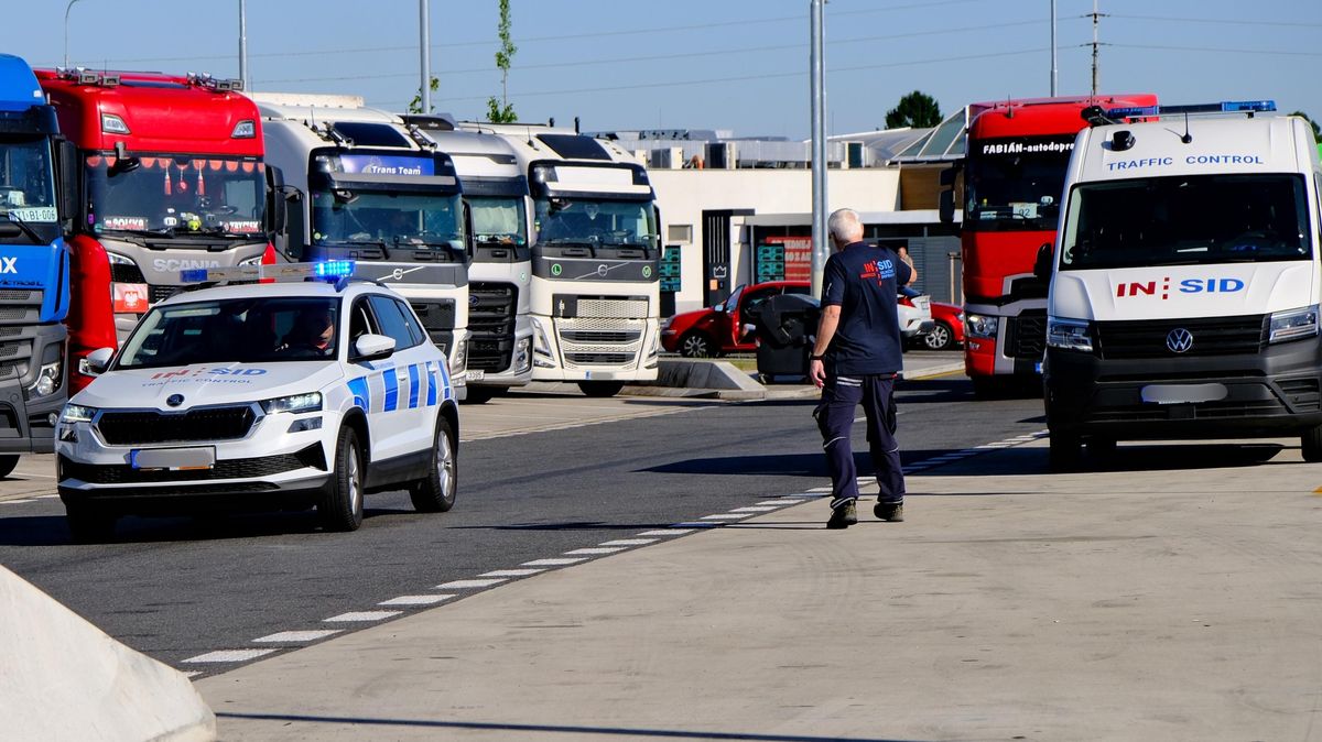 Je tady nová buzerace řidičů? Nebo bude nová represivní složka k něčemu dobrá? Vyrazili jsme to zjistit do terénu