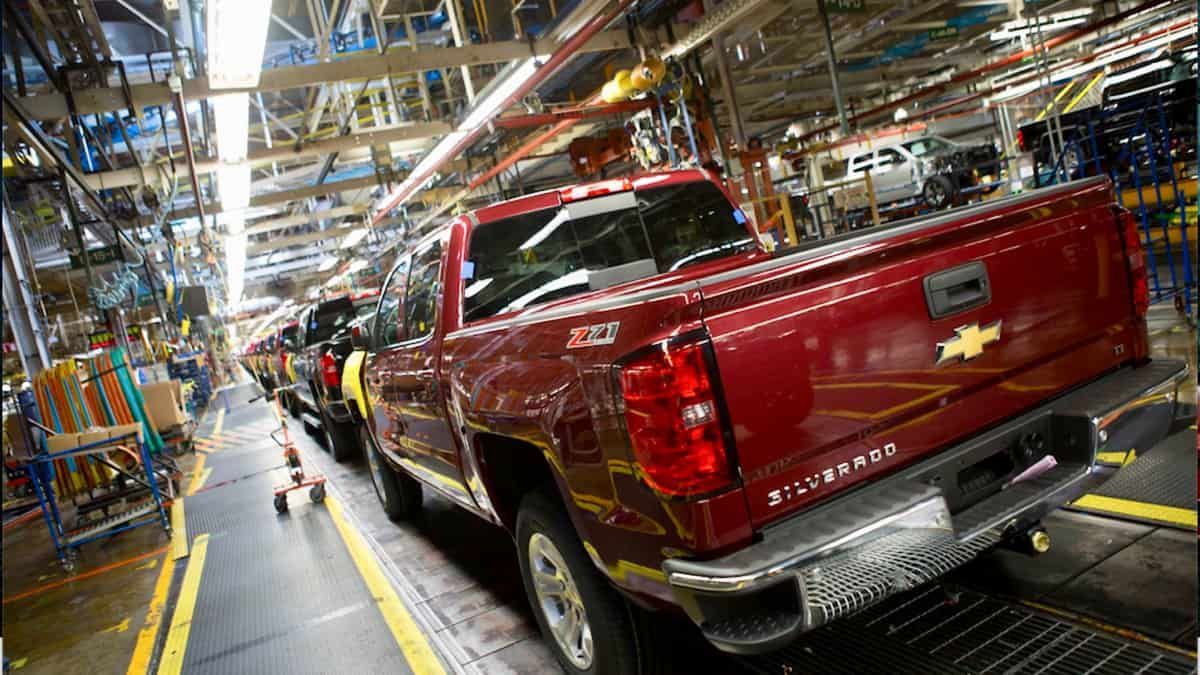 Americké automobilky v ohrožení: Trumpova obchodní válka ničí i to, co měla chránit