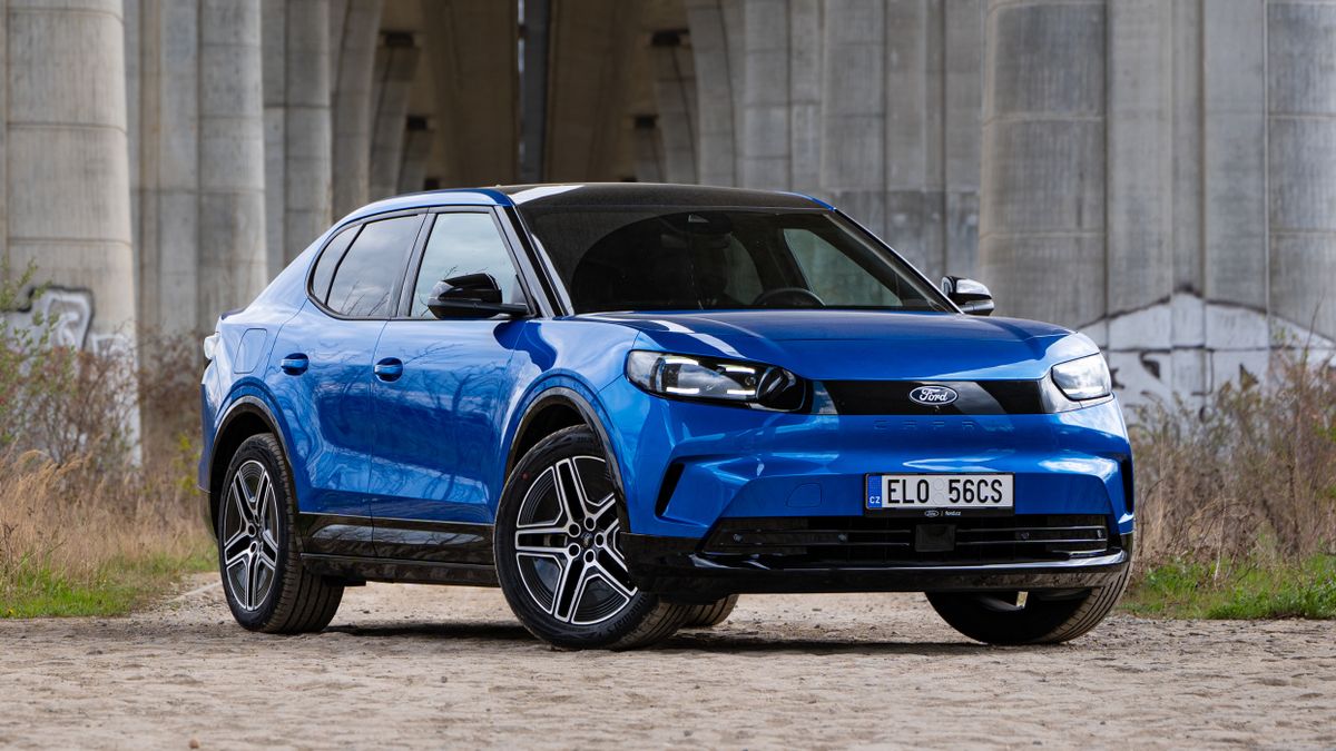 Kašlete na odkazy na minulost, Capri je prostě pěkné a povedené auto. Jedno takové už ale Ford vyrábí