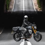 Suzuki GSX-8TT a GSX-8TT.