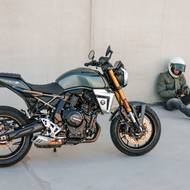 Suzuki GSX-8TT a GSX-8TT.