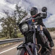 Suzuki GSX-8TT a GSX-8TT.