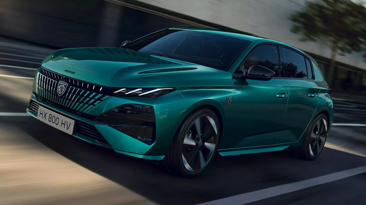 Lev vycenil zuby: Peugeot představuje omlazené modely 308 a kombík 308 SW, diesel v nabídce nechybí