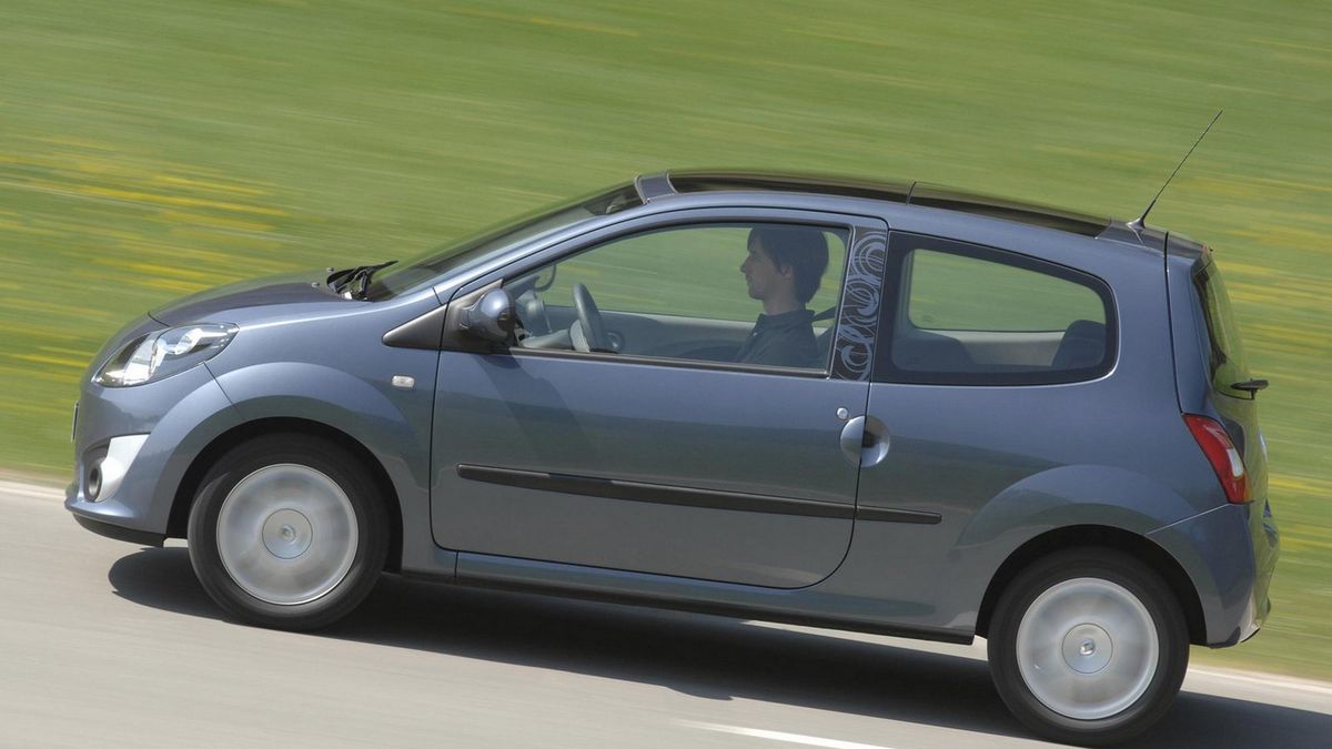 Hledáme ojeté auto do školy za 50 000 Kč: Nabídka je překvapivě široká, voňavky ale nečekejte