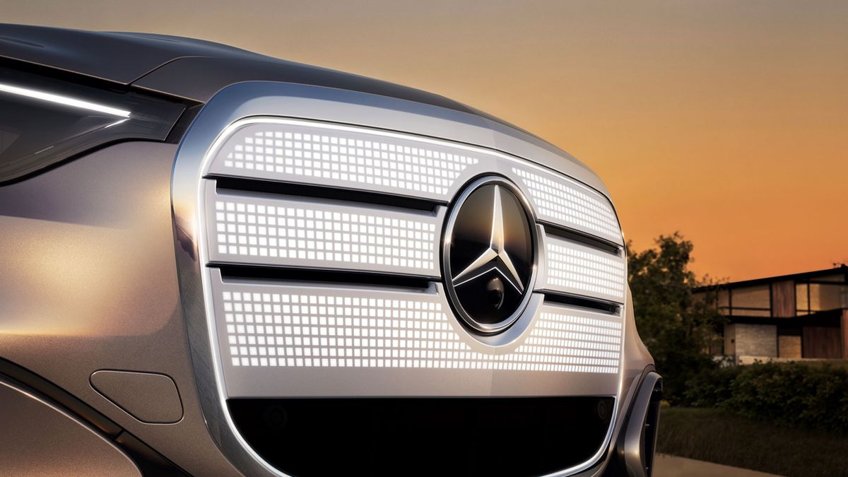 Maska, jakou svět neviděl. Mercedes chystá pro svoje nejprodávanější auto designovou revoluci