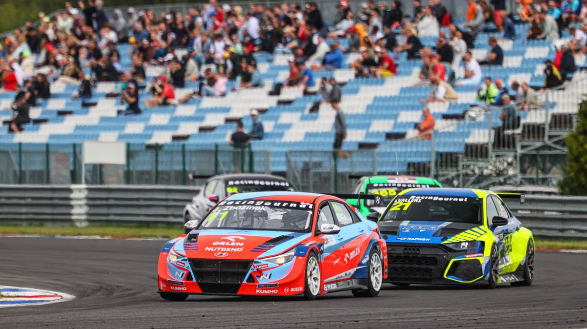 Český tým Janík Motorsport na Slovakiaringu zářil: Adam Kout rozdrtil konkurenci a vede šampionát