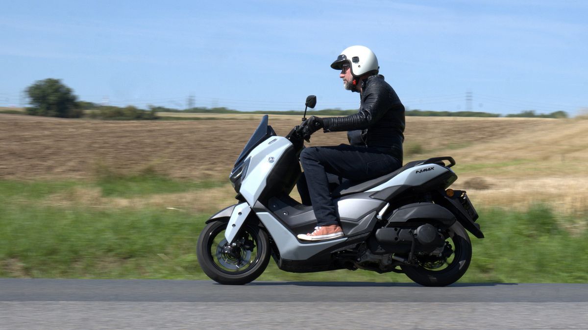 Tvrdá data: Naměřili jsme, jak je vlastně rychlý stopětadvacítkový skútr. Opravdu stačí na běžný provoz?