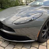 Aston Martin DB11