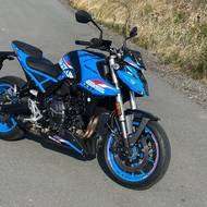 Suzuki GSX-8S