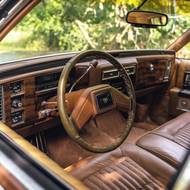 Cadillac Brougham 5.0