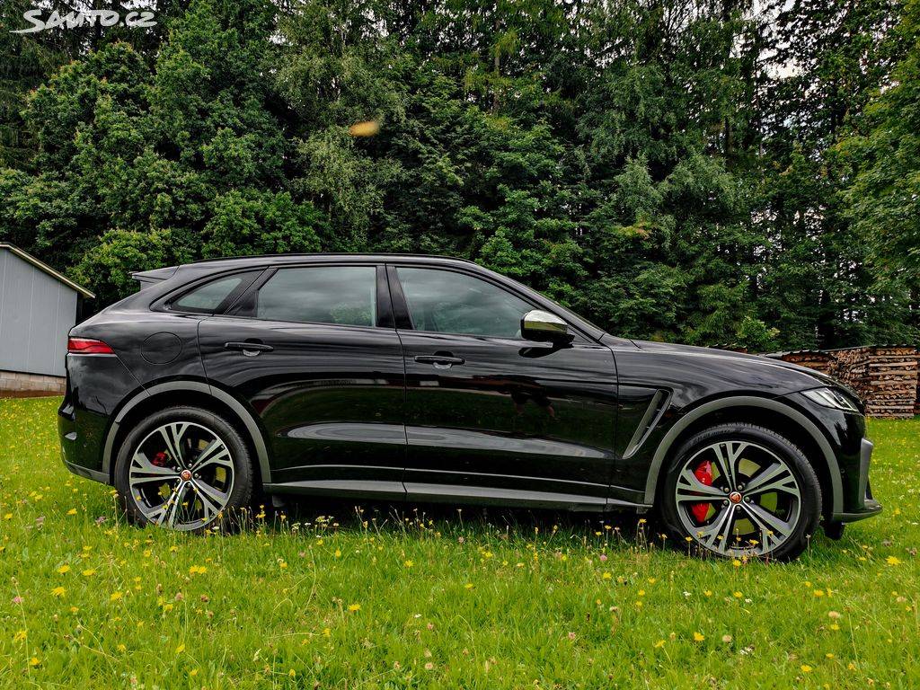 Jaguar F-Pace SVR (Daniel Vávra)