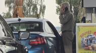 Takový šedivý pán a má BMW M2? Na pumpě náhodou potkal prezidenta Pavla, jeho video baví internet