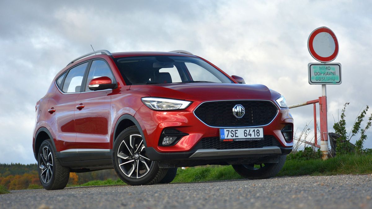 Ojeté SUV MG ZS není žádná laciná čínská tragédie. Díky jednoduché technice by navíc zlobit nemělo