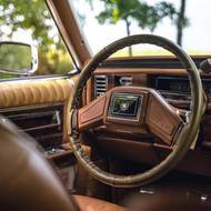 Cadillac Brougham 5.0