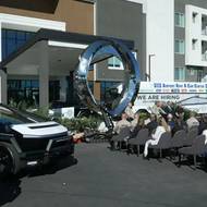 Tesla Cybertruck policie Las Vegas