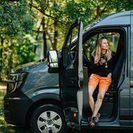 Lucie Výborná a její obytňák Renault Master