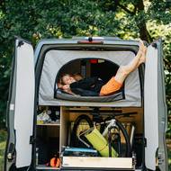 Lucie Výborná a její obytňák Renault Master