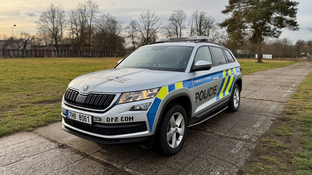 Na Východě Čech mají speciální policejní Škodu Kodiaq tři v jednom: Troufne si na všechno!