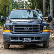 Ford F-350 XL Super Duty V10 Triton