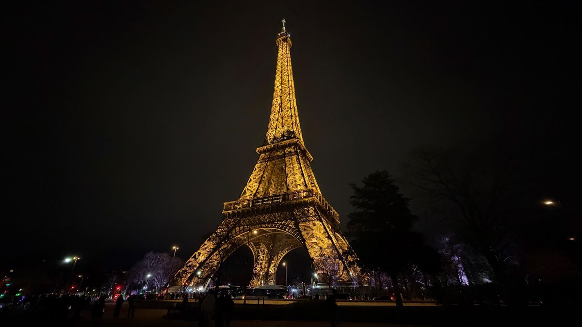 Objevili jsme lesk a bídu Paříže, zajeli za Mickey Mousem a vyzkoušeli žhavou novinku od DS. Byla to romantika, nebo…?