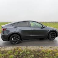 Tesla Model Y Standard
