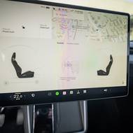 Teslu Model Y Standard (šedá)