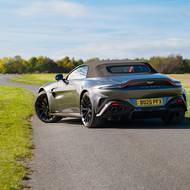 Aston Martin Vantage Roadster