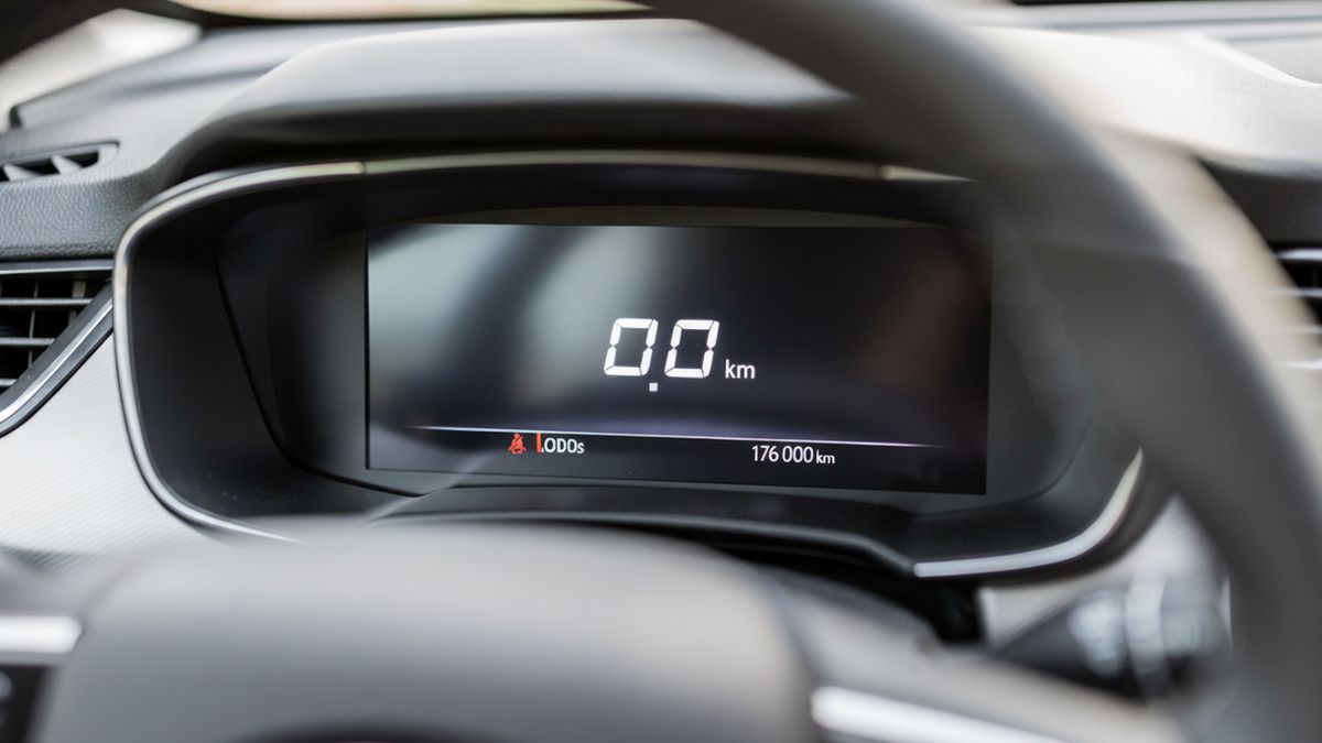 V Česku se ročně stočí na 20 miliard kilometrů. Známe ty nejrizikovější ojetiny!