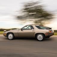 Porsche 928 S