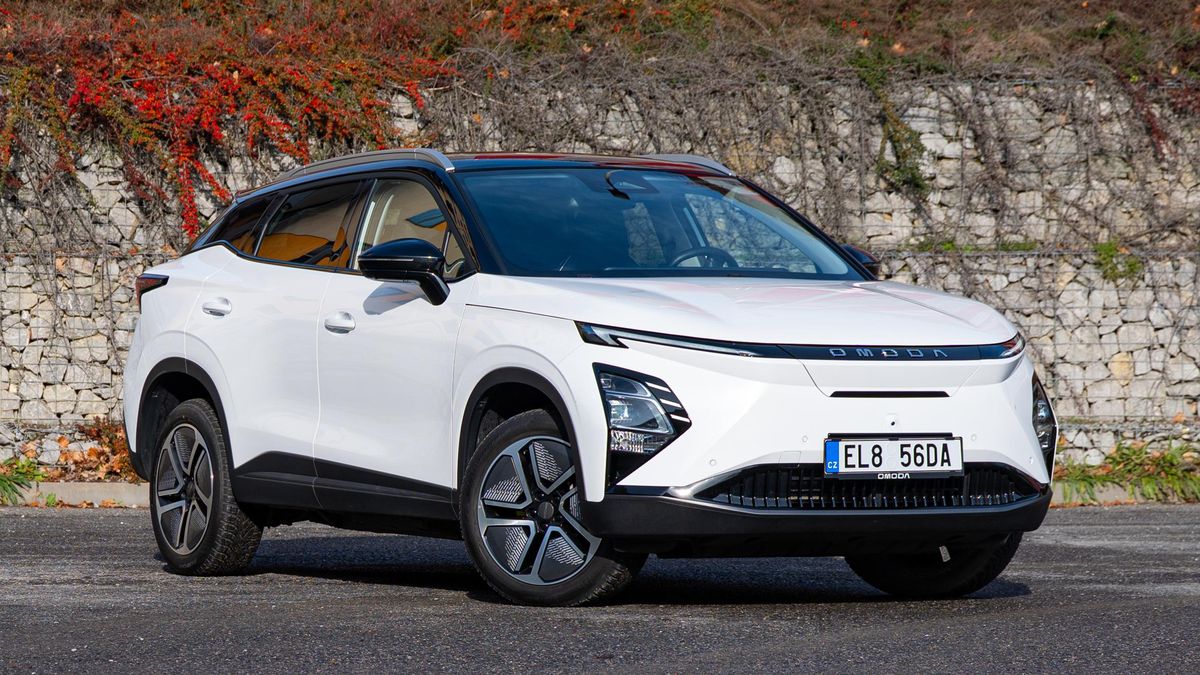Než jsme ji otestovali, už ji stihli vylepšit: Čínská Omoda 5 dokazuje, čeho se evropské automobilky nejvíc bojí