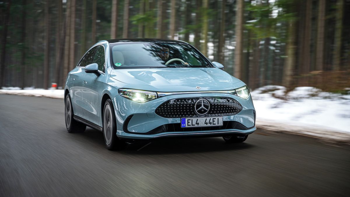 Norové podrobili elektromobily extrémnímu zimní testu: Poklesy dojezdy byly brutální, podmínky také