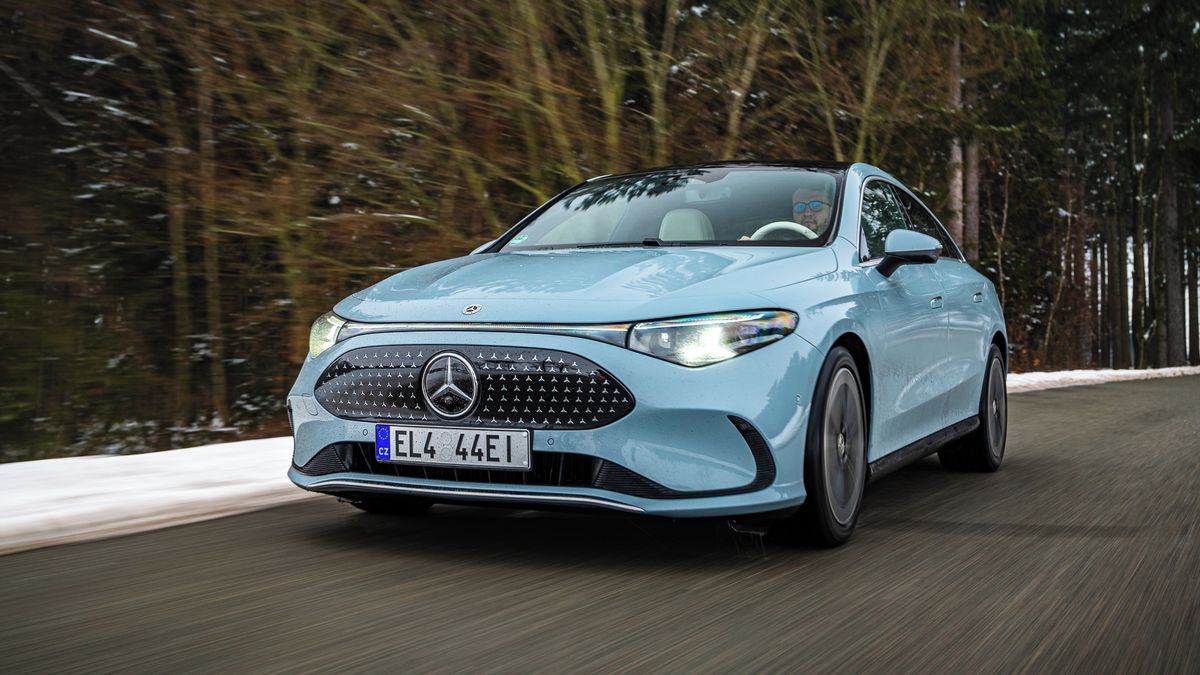 Do redakční garáže nastupuje Mentolka. Půl roku budeme poznávat, jestli je Mercedes-Benz CLA opravdu tak pokrokový